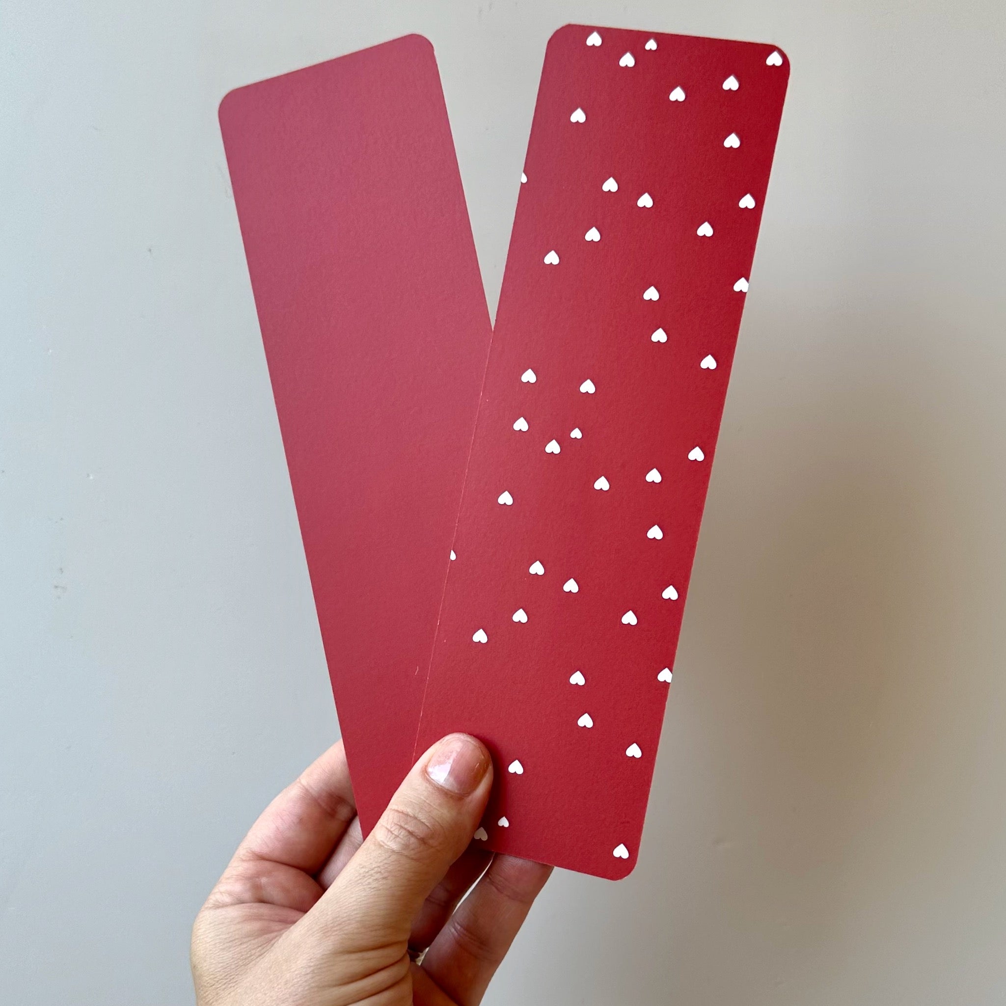 Red/White Heart Grease Resistant Cookie Boards Pack 25 65mm x 220m